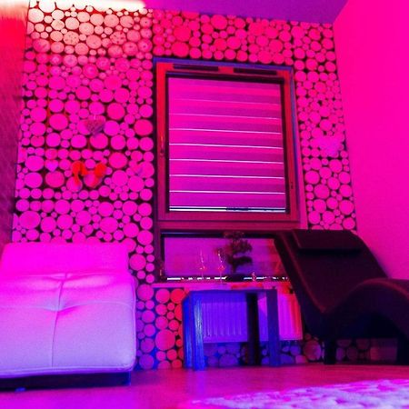 Private Paradise Jazuzzi กดัญสก์ ภายนอก รูปภาพ
